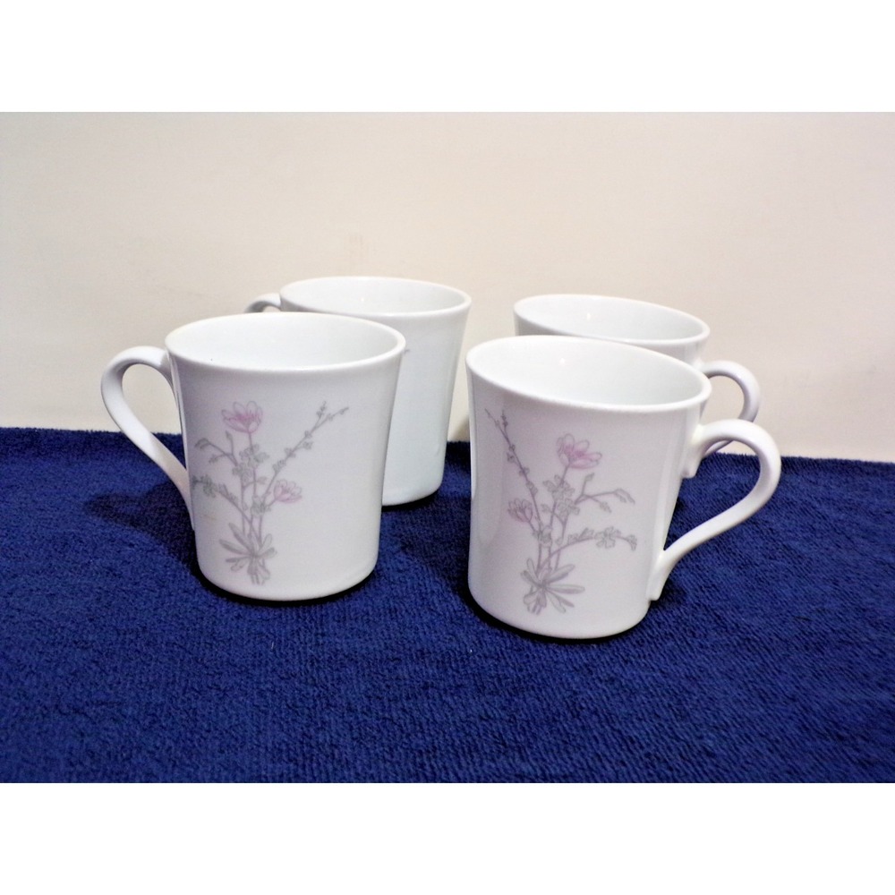 Vintage Corning Ware "English Morn" Flower Coffee Cups‎ 81 B6 Set of 4 USA